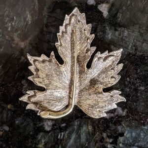 Vtg Sarah Cov Maple Leaf